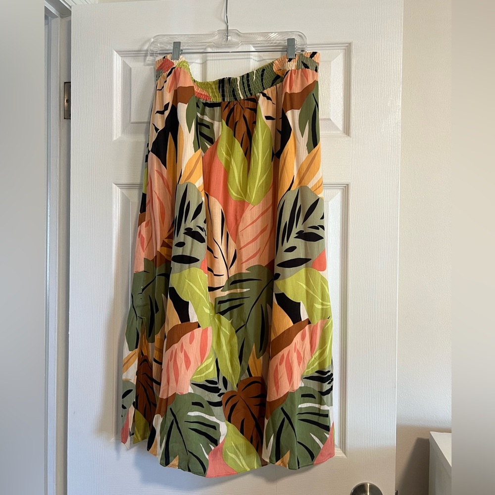 LOFT Multicolor Leaf Print Maxi Skirt